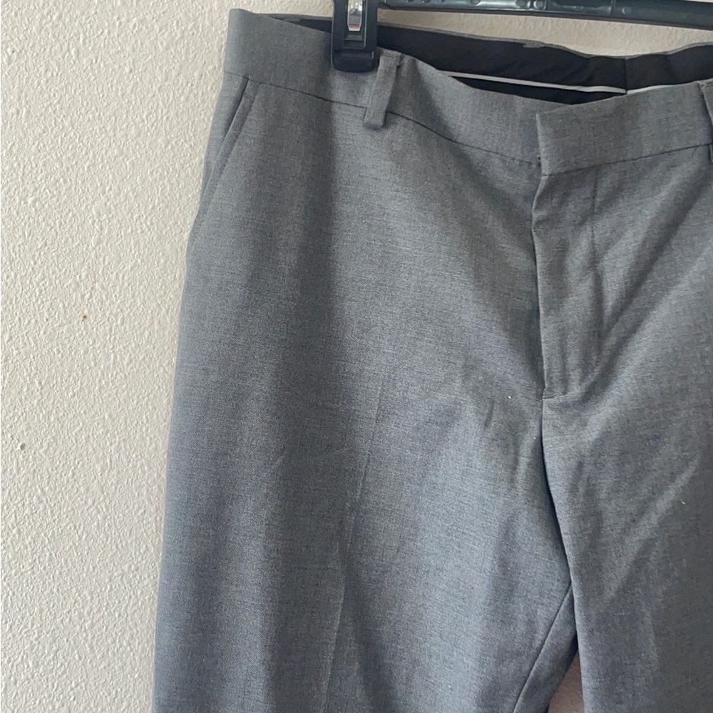 Men's Elegant Gray Dress Pants - Picture 3 of 11